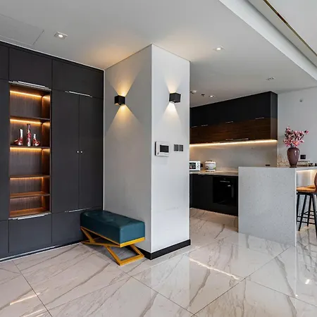 Landmark 81 Residences Suite-2